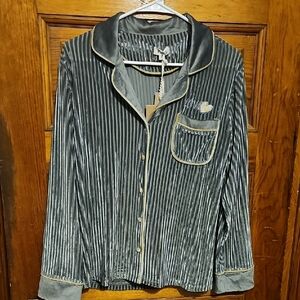 POL NWT  Gray Velvet Sleep Top Sm